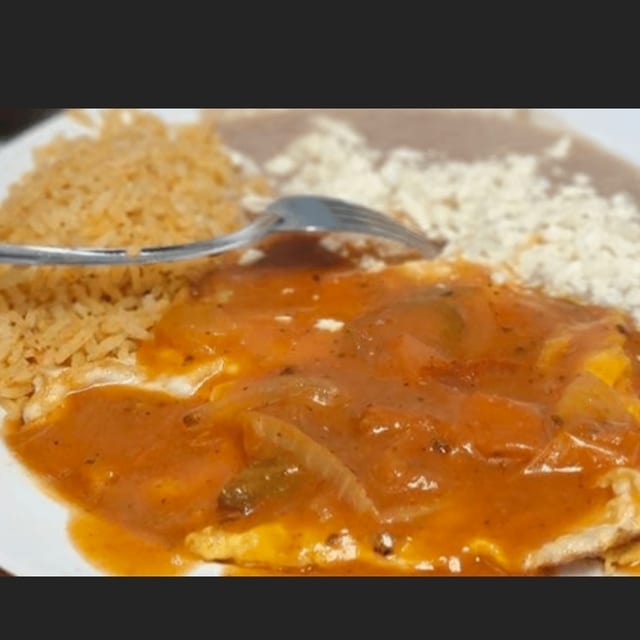 P | Huevos Rancheros.